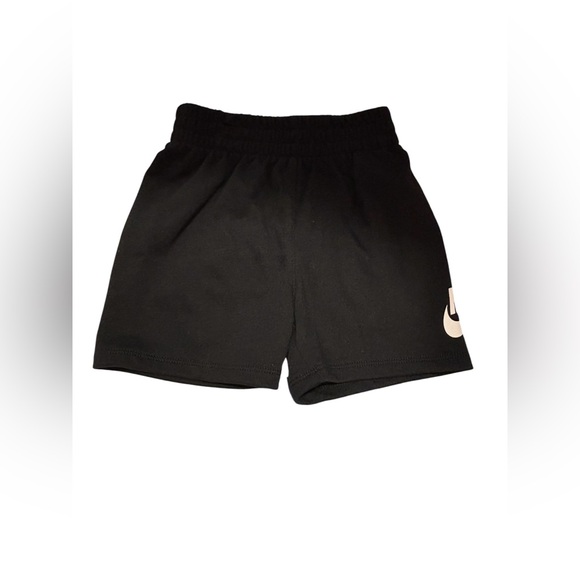 Nike Black Short-Sleeve Tee with White Logo and short set - Picture 4 of 4